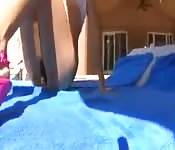 Pilonnage de chatte façon acrobate