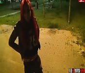 Baiser la nuit avec un étranger