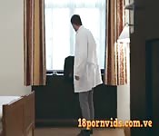 Un mec chanceux baise Apolonia et son amie