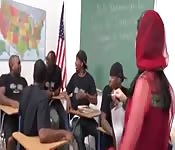 Un gangbang au centre correctionnel